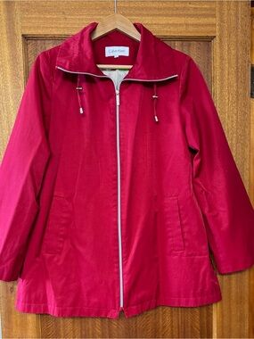 Calvin Klein Women's Vibrant Red Zip-Front Lightweight Jacket, size Medium